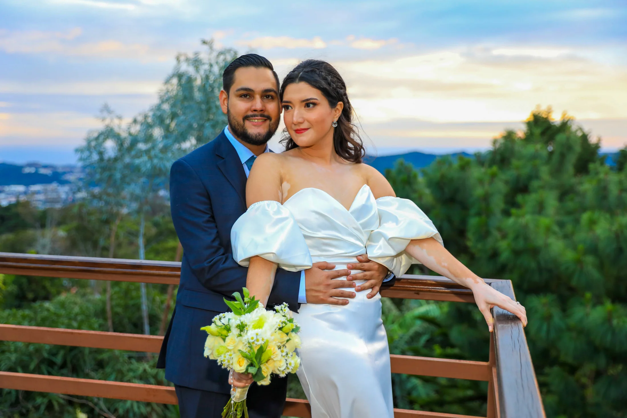Fotografía de bodas en El Salvador - pareja de novios